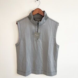 Hickey Freeman Mens Golf 1/4 Zip Vest. Size Medium- New with tags